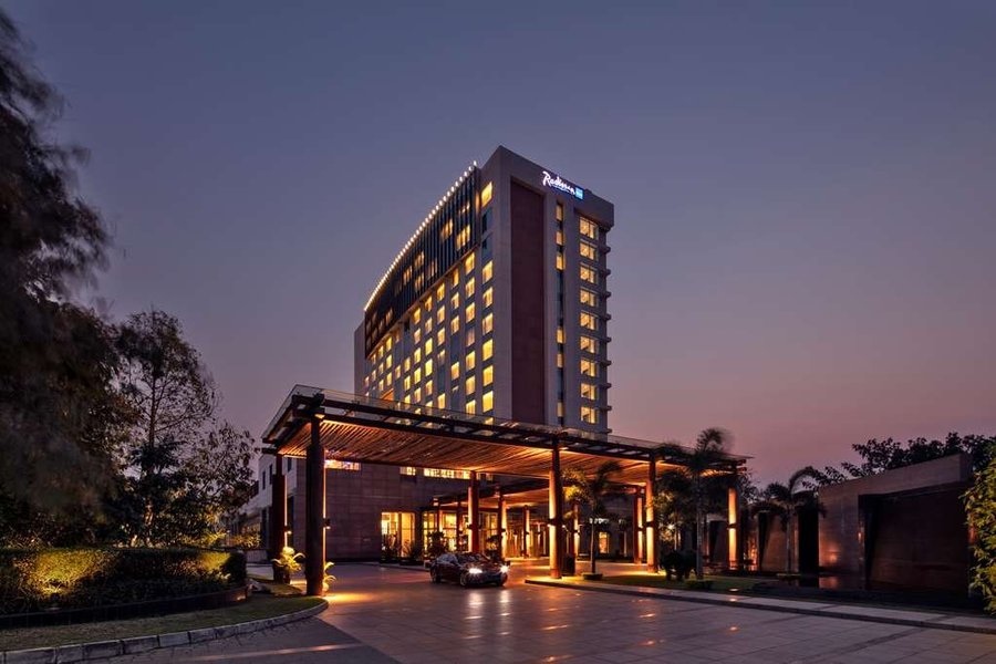 RADISSON BLU GUWAHATI $76 ($̶1̶4̶5̶) - Updated 2021 Prices & Hotel ...