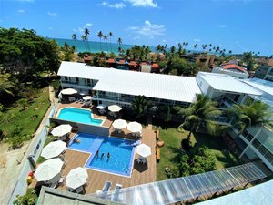 Piscina e praia