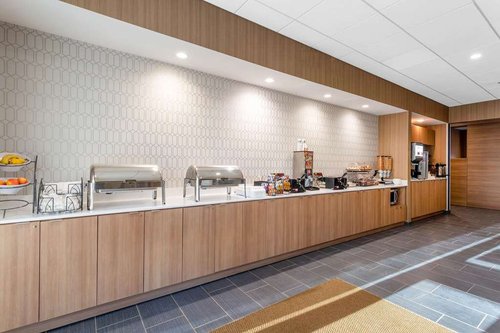 MICROTEL INN & SUITES BY WYNDHAM SOUTH HILL - Updated 2024 Prices ...