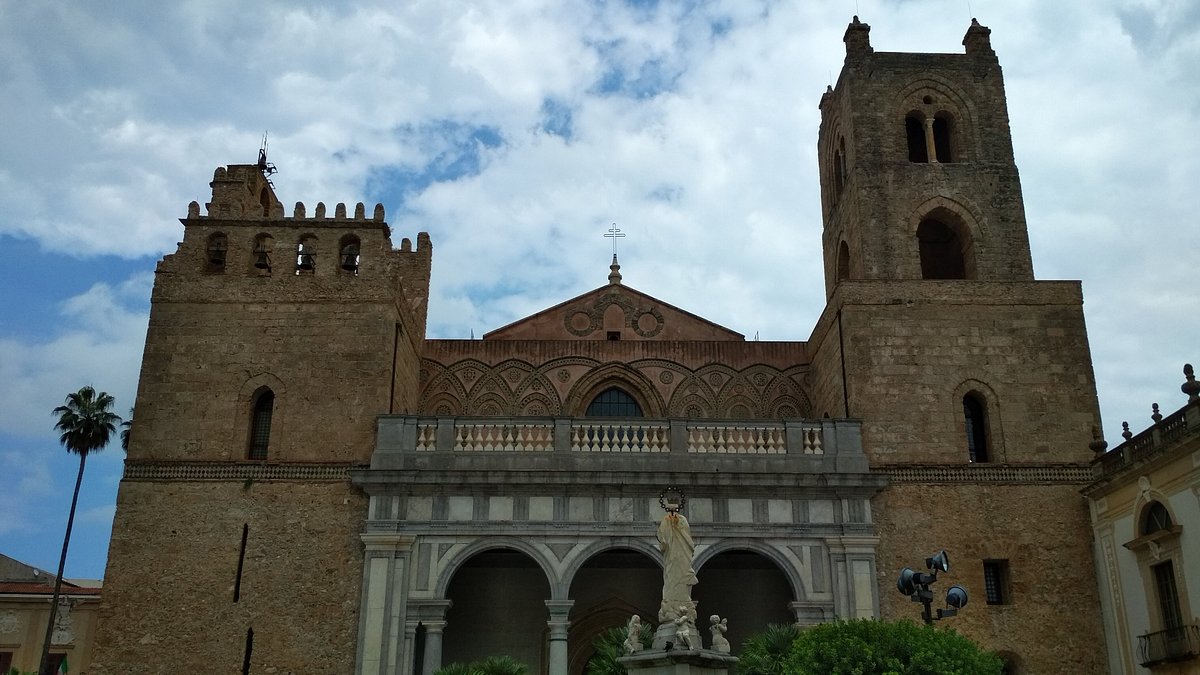 Cattedrale Di Monreale Piazza Guglielmo Ii Monreale Pa Piazza Guglielmo II (Monreale): All You Need to Know