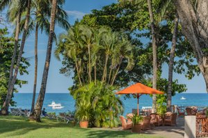 Papillon Lagoon Reef Hotel