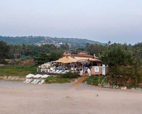 Morjim Holiday Beach