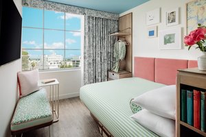 Room & Suite