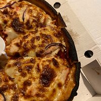 The pizza was was burnt the kabab was cold would not talk and hung up very rude
