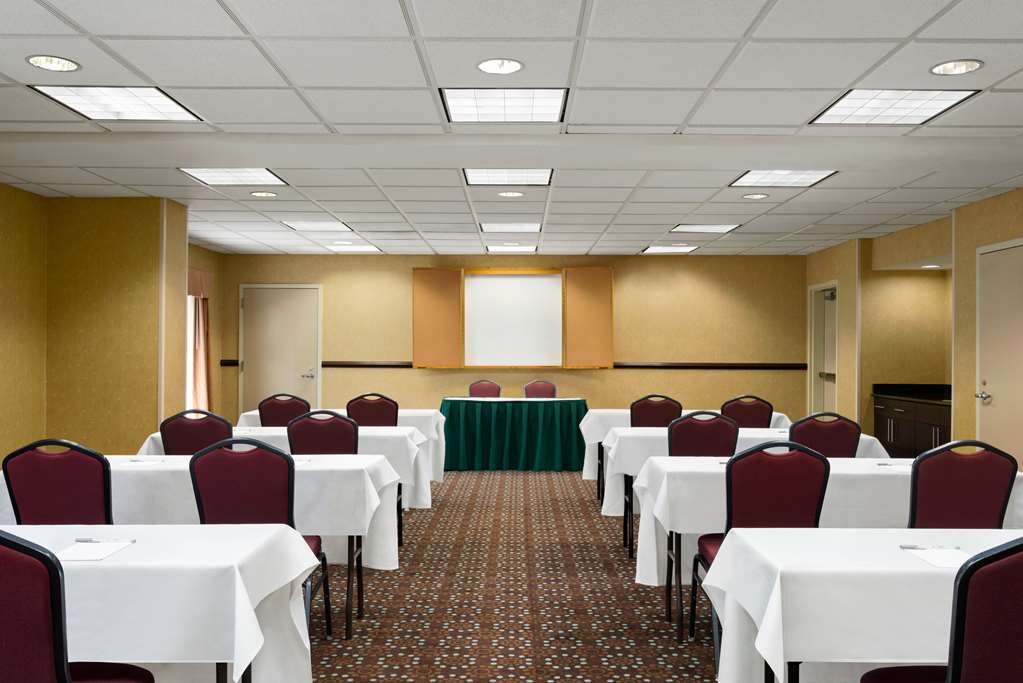 Hotel photo 15 of Hampton Inn & Suites Bluffton-Sun City.