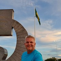 Monumento à Bíblia.