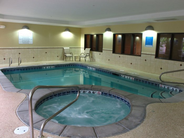 Holiday Inn Express Salt Lake City South-Midvale, an IHG Hotel Pool  Pictures & Reviews - Tripadvisor