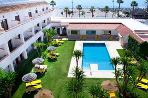 Piscine et plage