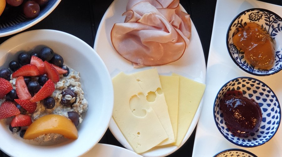 Enjoy our superb breakfast before heading out to the mountains for the day!