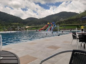 Piscina e praia