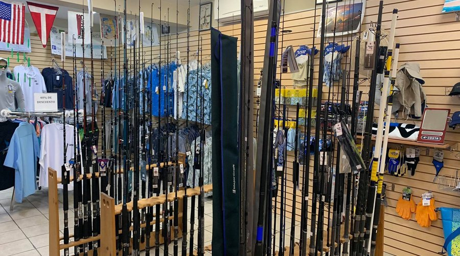 Manejamos cañas de troleo, para pesca de orilla, kayak, tanto para expertos como para principiantes hasta para niños!

We handle trolling rods, for shore fishing, kayaking, both for experts and for beginners, even for children!