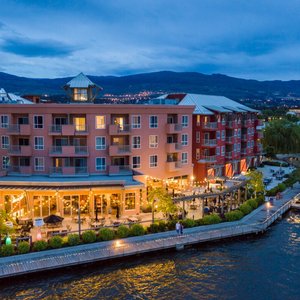 Eldorado Resort: Manteo Exterior