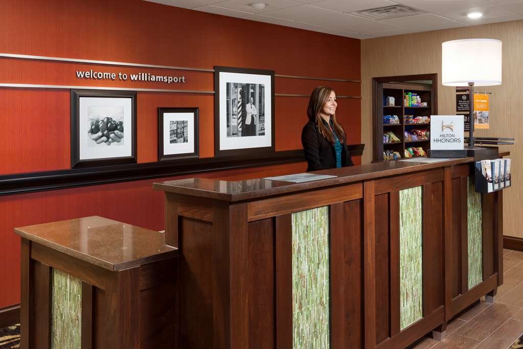 Hotel photo 12 of Hampton Inn & Suites Williamsport-Faxon Exit.