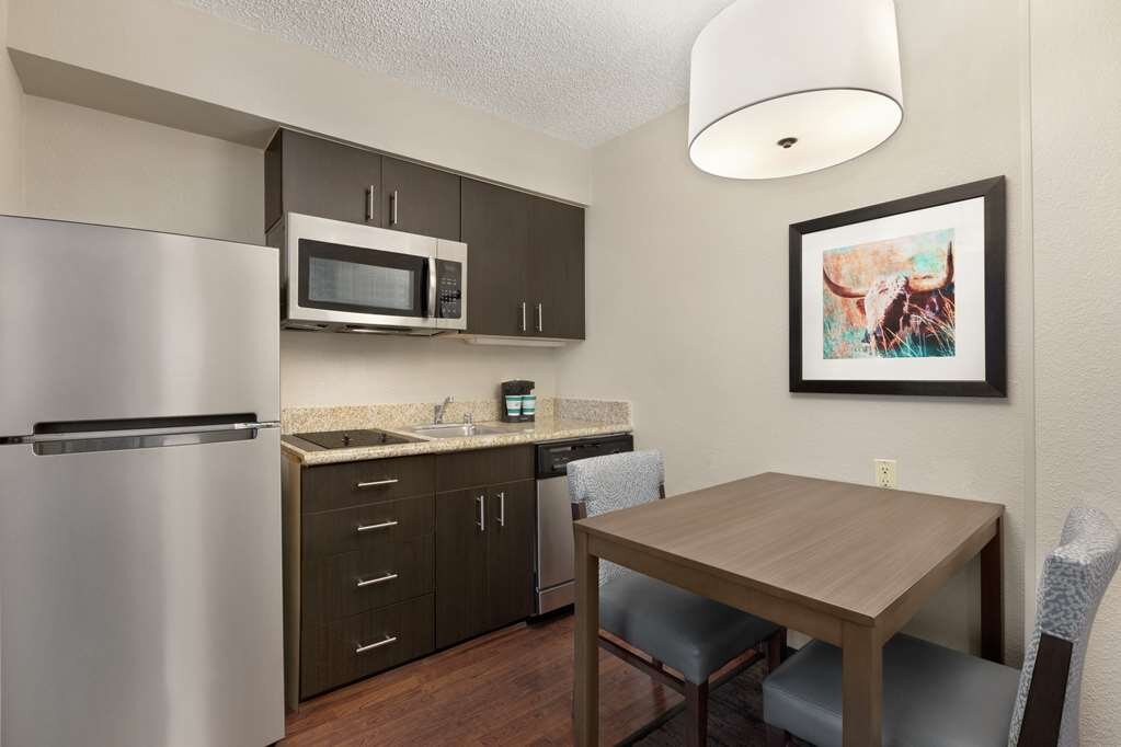 Hotel photo 19 of Homewood Suites by Hilton North Dallas-Plano.