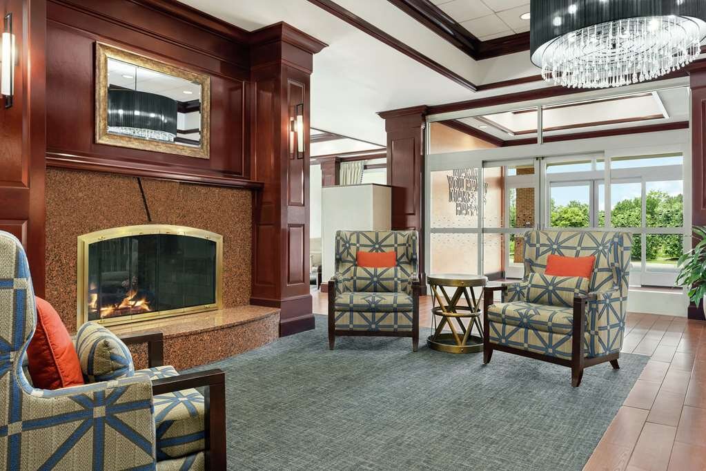 Hotel photo 9 of Hampton Inn Dulles-Cascades.