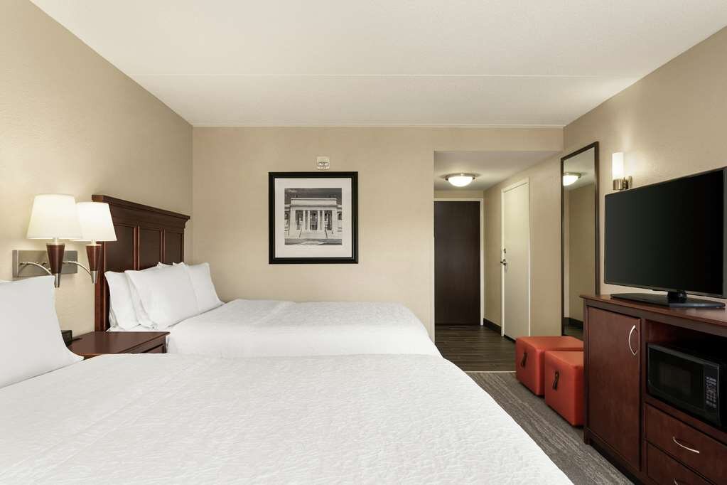 Hotel photo 14 of Hampton Inn Dulles-Cascades.