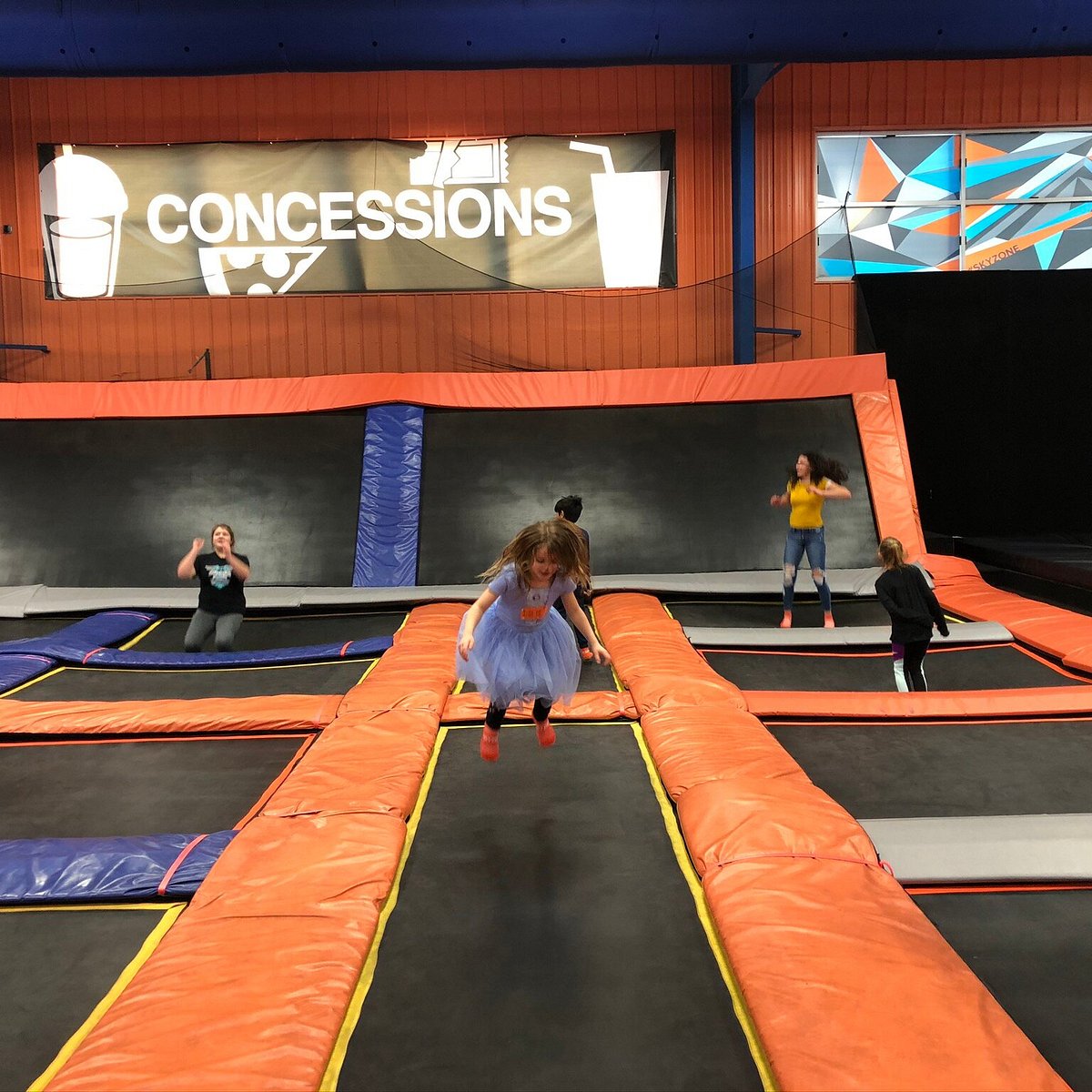 Sky Zone Fargo - Alles wat u moet weten VOORDAT je gaat (met foto's