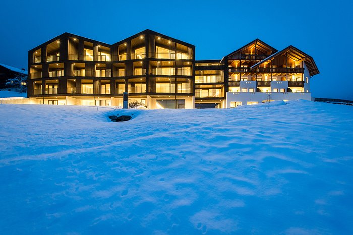 MOUNTAIN RESIDENCE MONTANA - Updated 2024 Prices & Condominium Reviews  (Italy/Valle di Casies)