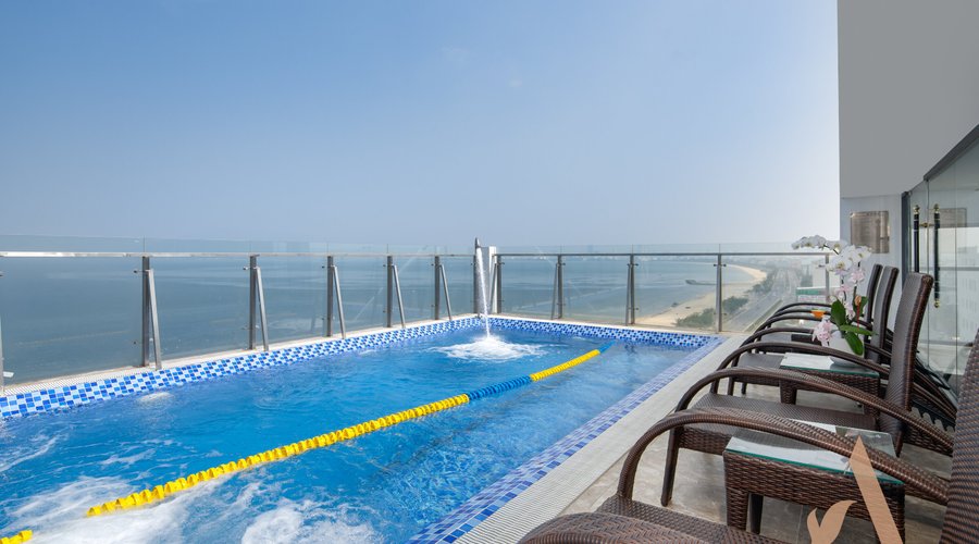 pool infinity