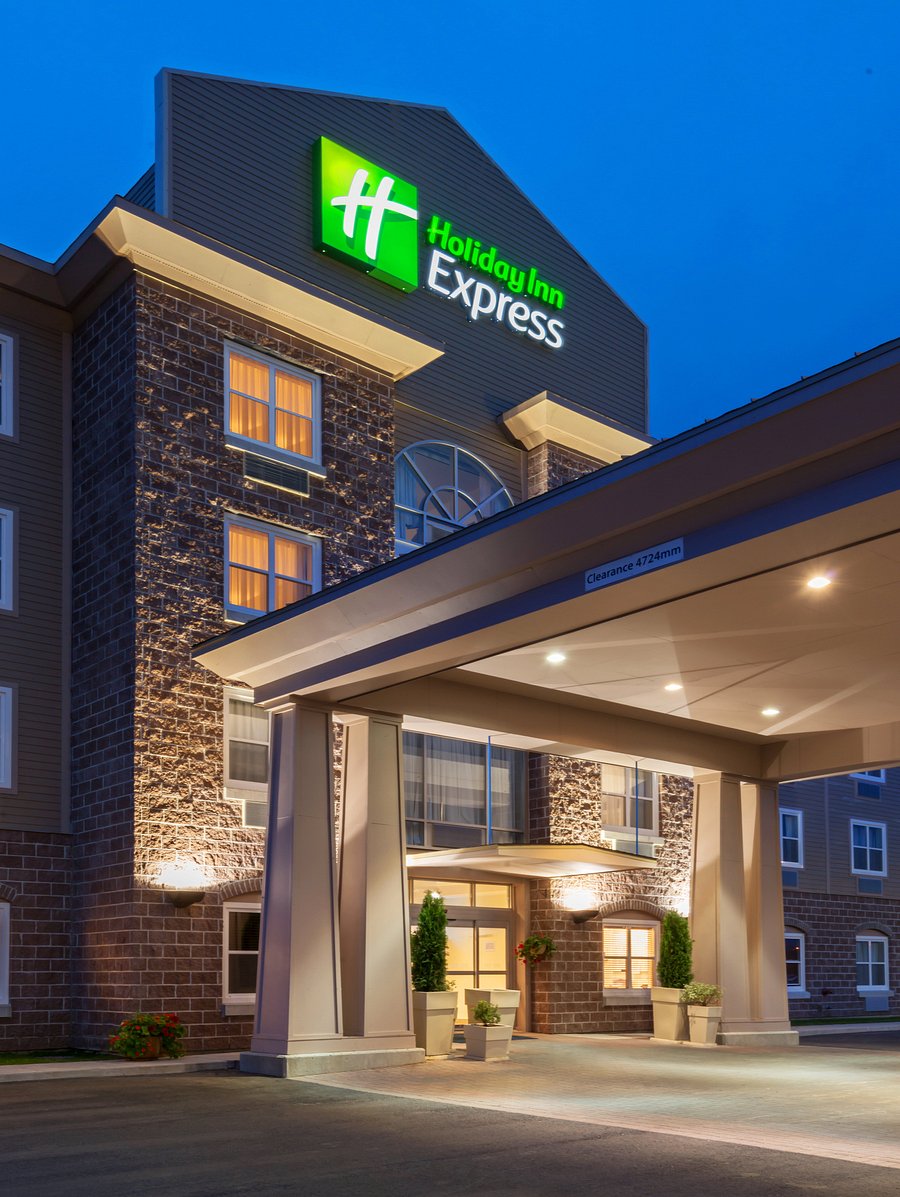 Holiday Inn Express Deer Lake (C̶$̶1̶2̶5̶) C$110 - UPDATED Prices