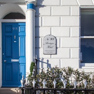 You can be assured of the warmest of welcomes at No.98
