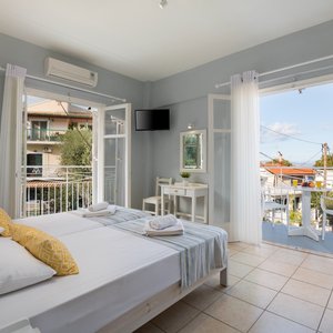 Bella Studios has a wide selection of room types that will suit the needs of any traveller. All of our rooms exhibit a friendly atmosphere, giving you the comfort of home while being a stone’s throw away from the beach. Each room is fitted with air conditioning so you can escape the midday heat, and a balcony or patio so you can bask in it! The rooms are between 18-22m² excluding the outdoor space. 