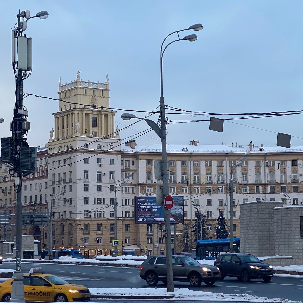 Площадь гагарина москва