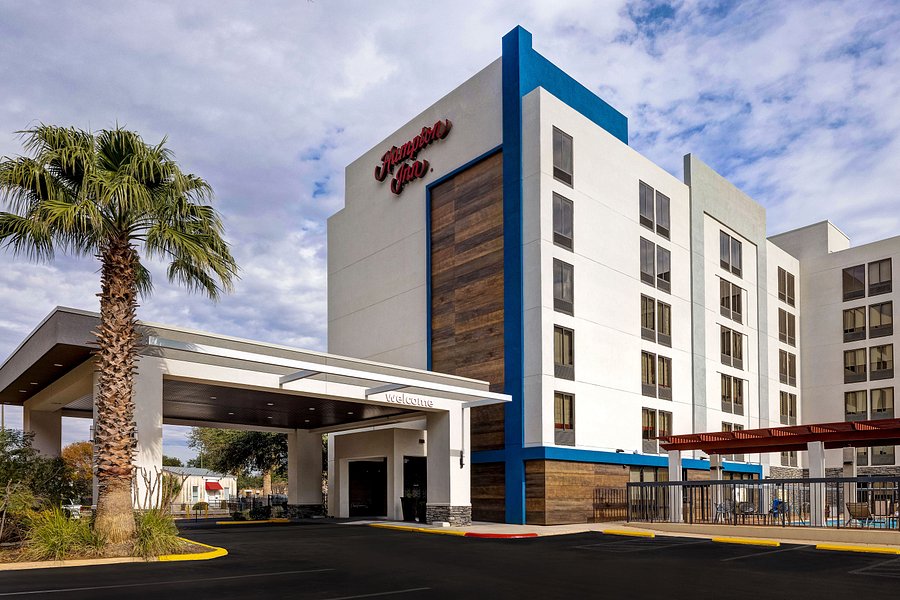 Hampton Inn San Antonio Downtown Near River Walk C 1 3 2 C 115 hampton-inn-san-antonio-downtown-near-river-walk-c-1-3-2-c-115