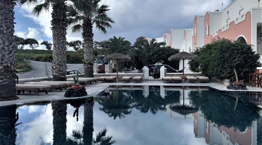 Villa Manos Santorini