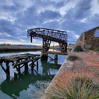 Antiguo Muelle De Hinojedo