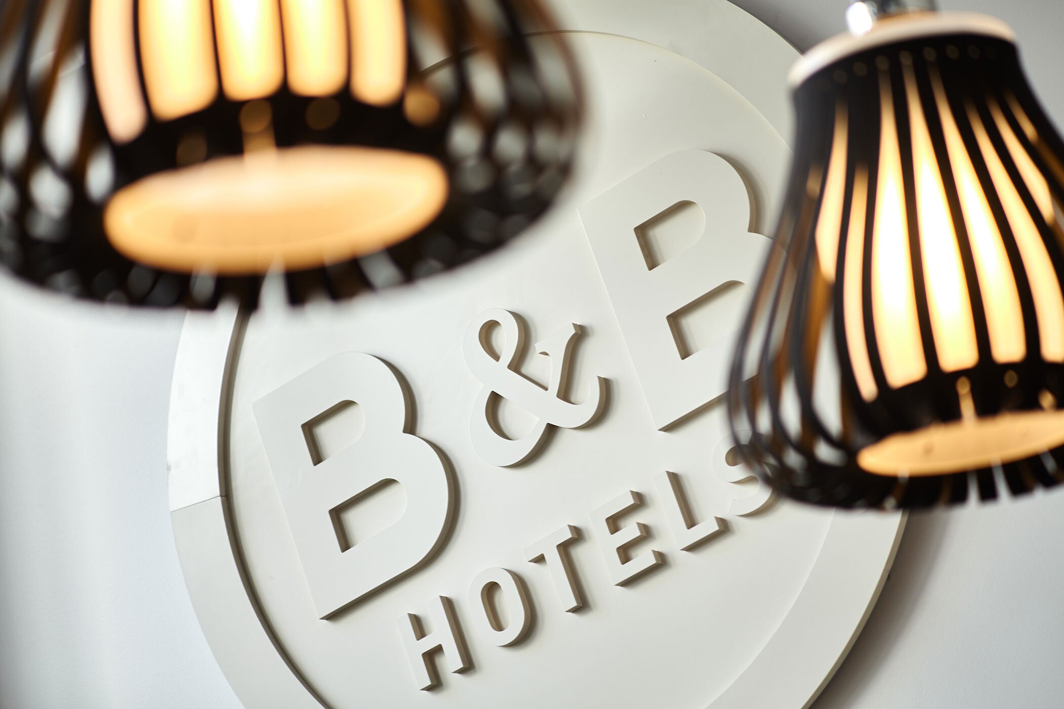 B&B HOTEL Saint-Jean-de-Luz : Tarifs 2022 Mis à Jour, 278 Avis Et 317 ...