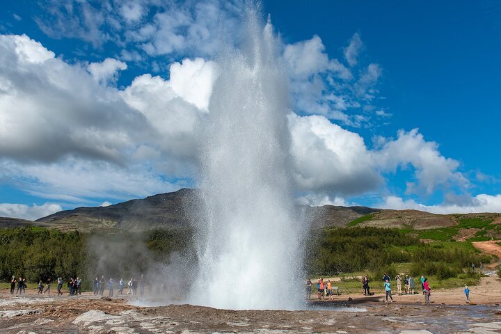 2023 Small Group - Golden Circle Full-Day Tour With The Secret Lagoon Visit