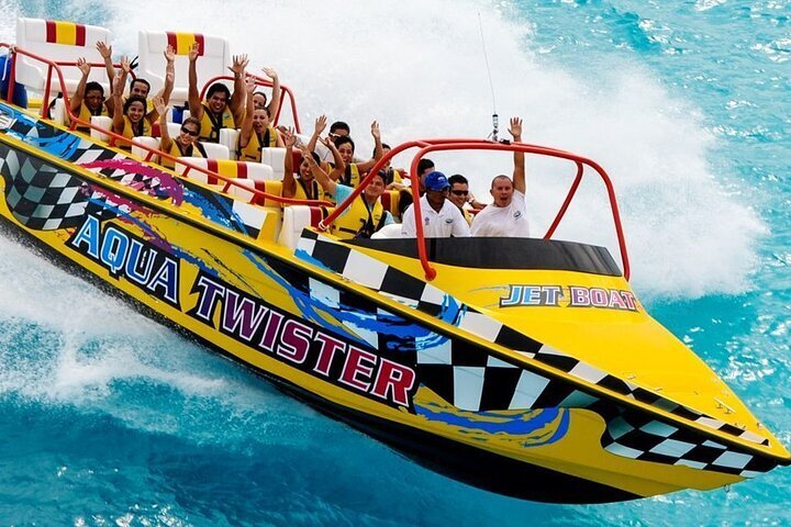 2023 Aquatwister Speedboat Ride in Cancun