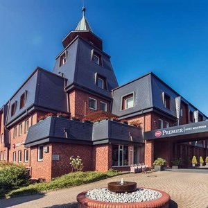Best Western Premier Alsterkrug Hotel in Hamburg, image may contain: Home Decor, Cushion, Interior Design, Furniture