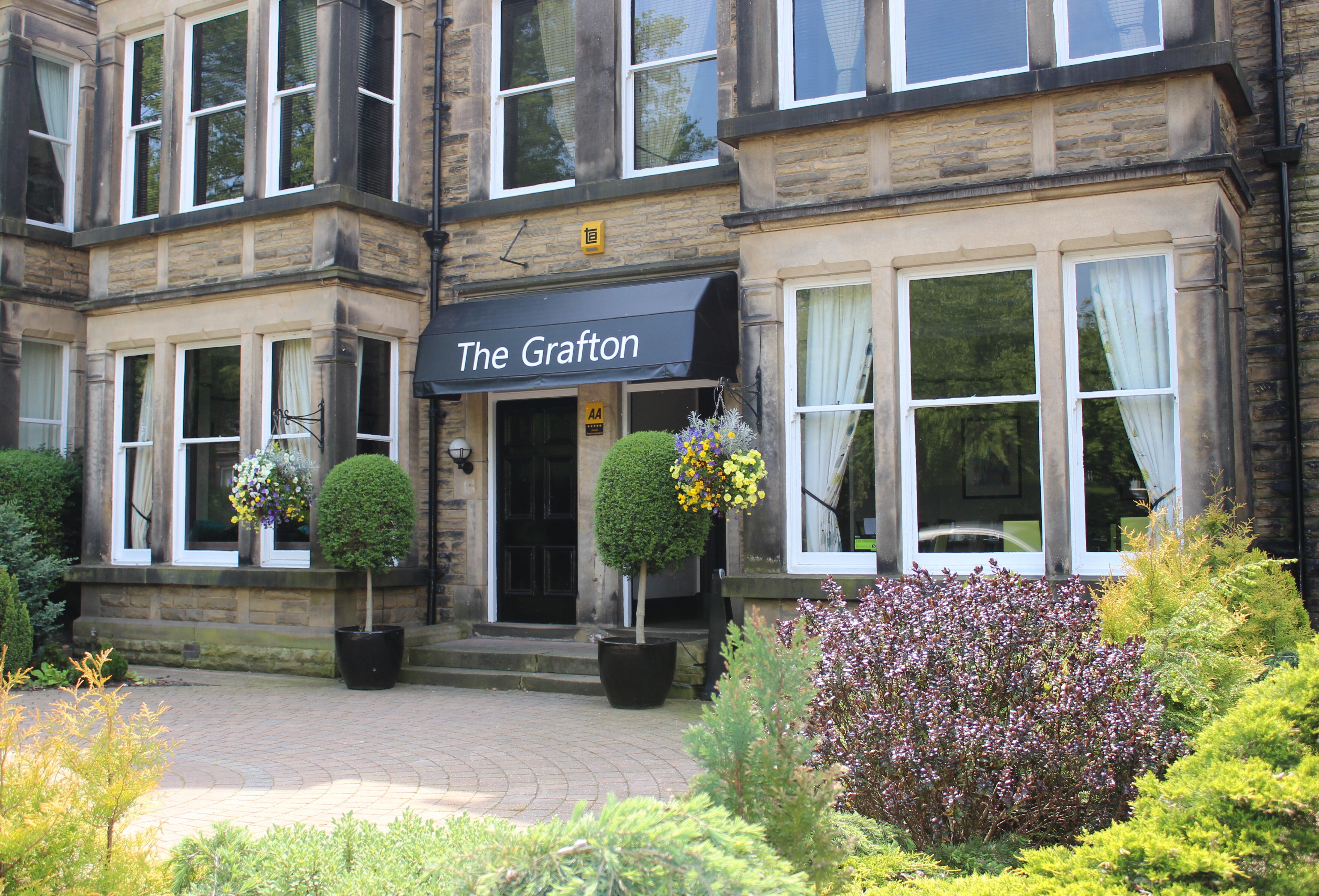 THE GRAFTON - Updated 2023 Prices & B&B Reviews (Harrogate