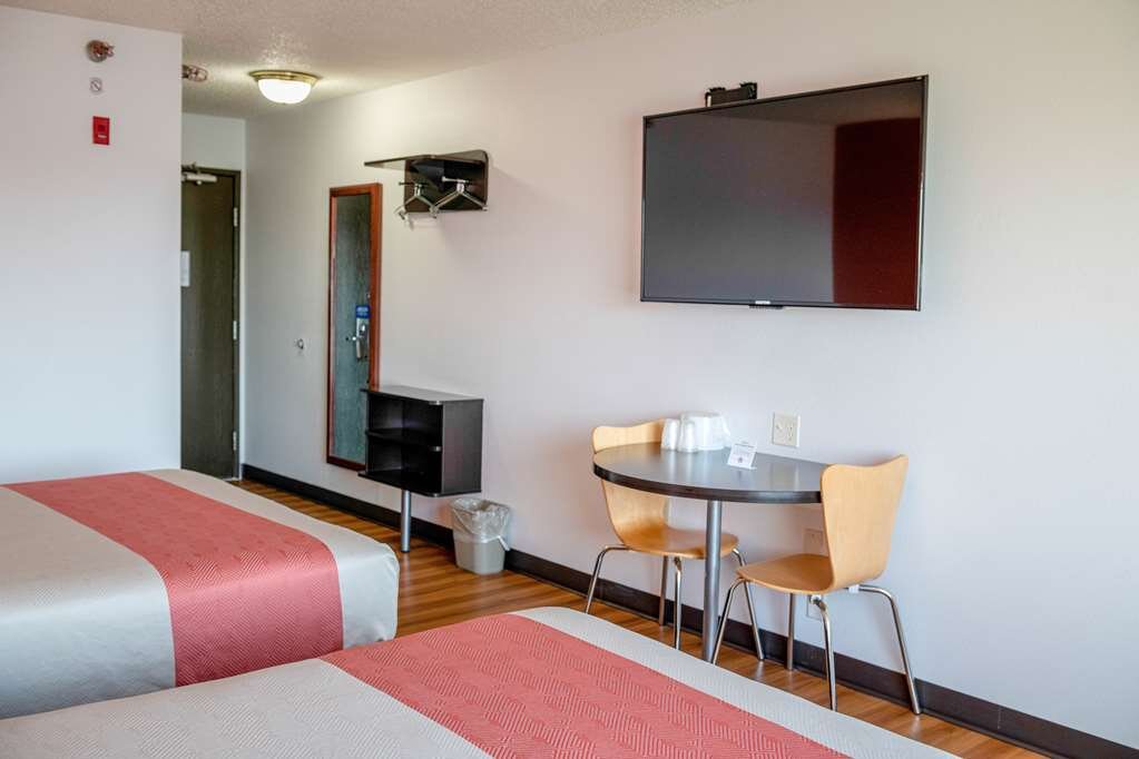 Hotel photo 42 of Motel 6 Lincoln.
