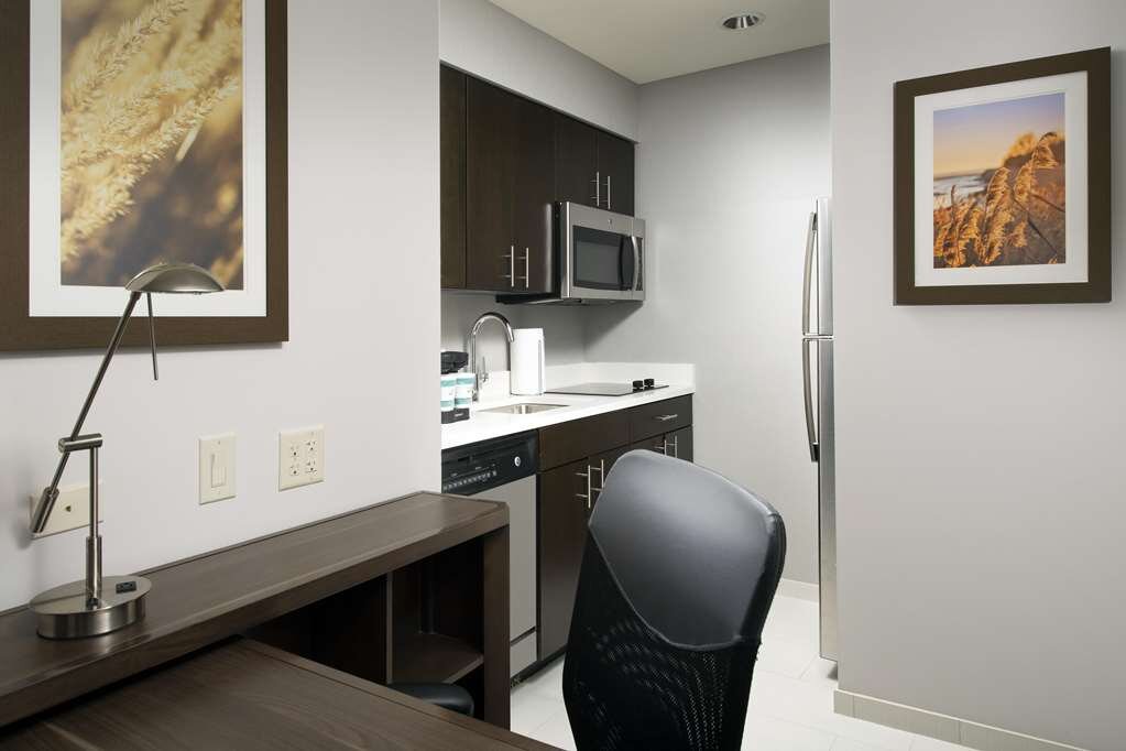 Hotel photo 14 of Homewood Suites by Hilton Kansas City Speedway.