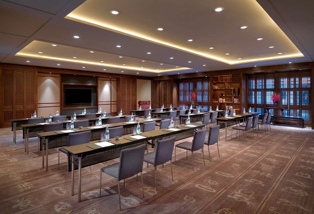 Hotel photo 58 of Jinmao Hotel Lijiang, The Unbound Collection By Hyatt.