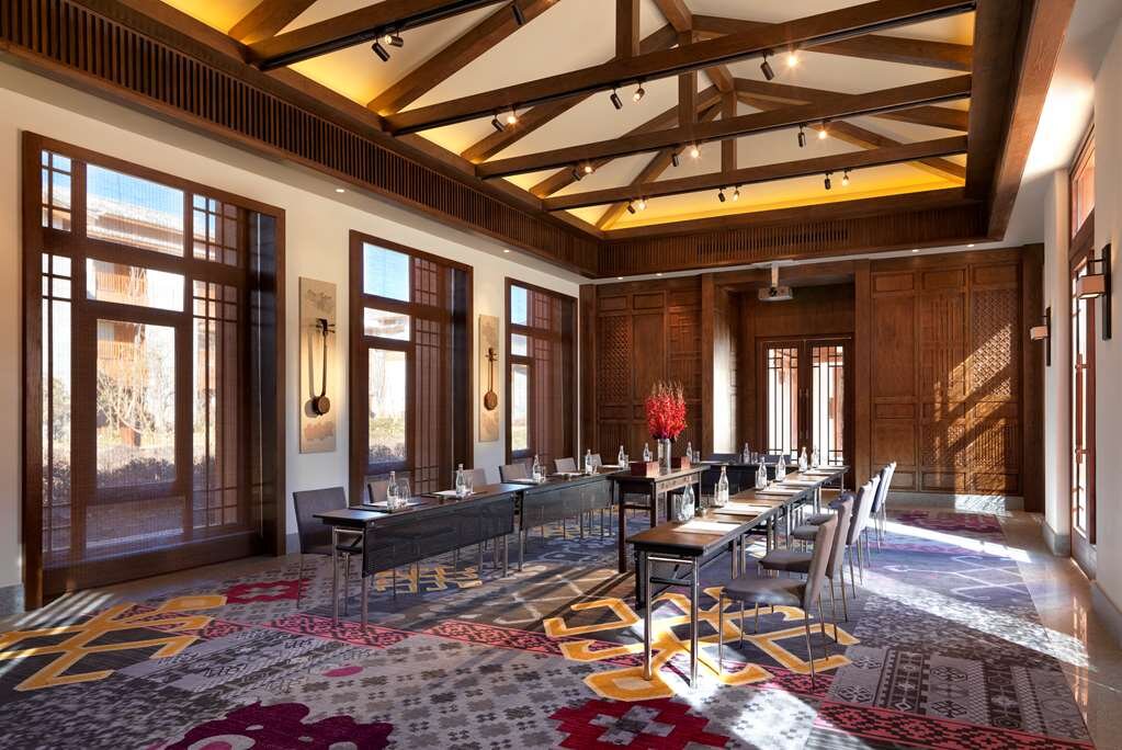 Hotel photo 63 of Jinmao Hotel Lijiang, The Unbound Collection By Hyatt.