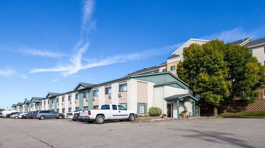 MOTEL 6 CEDAR RAPIDS - AIRPORT $30 ($̶4̶0̶) - Prices & Reviews - IA