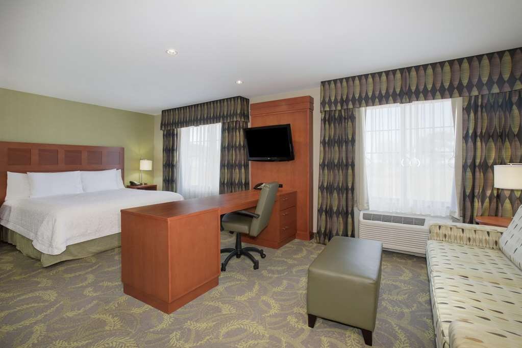 Hotel photo 29 of Hampton Inn & Suites Astoria.