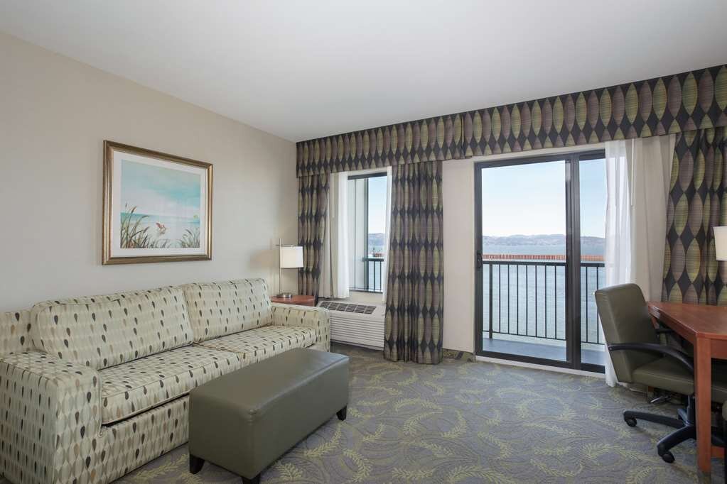 Hotel photo 56 of Hampton Inn & Suites Astoria.