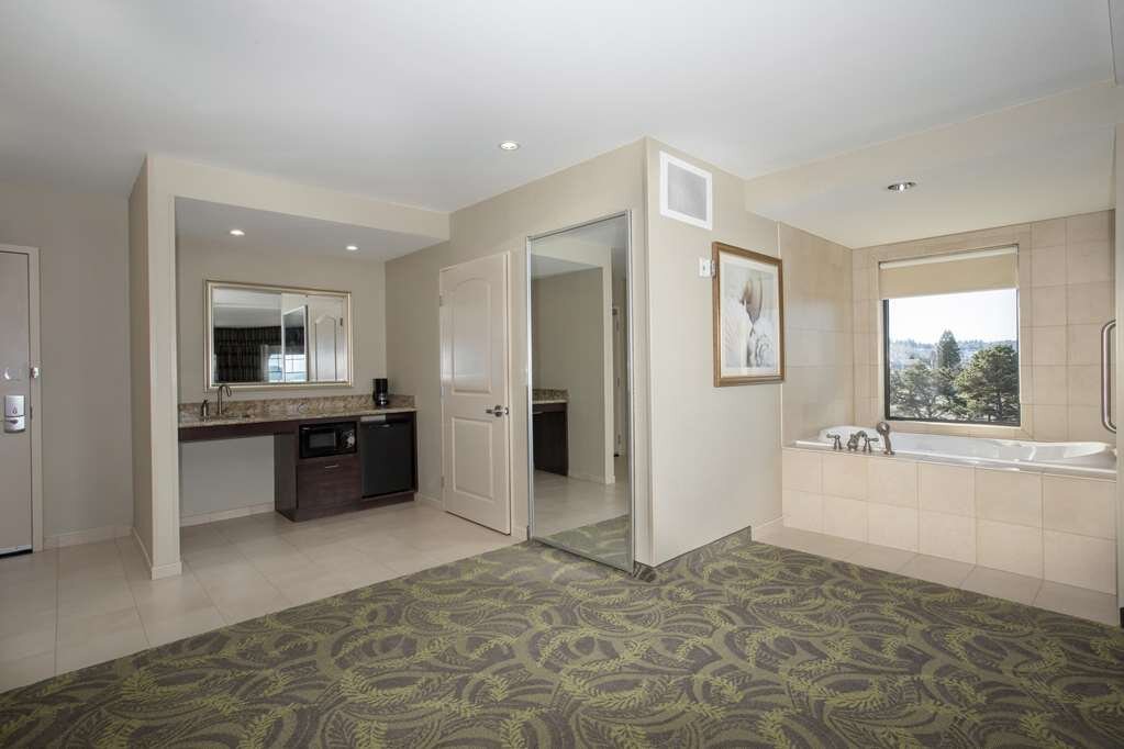 Hotel photo 45 of Hampton Inn & Suites Astoria.
