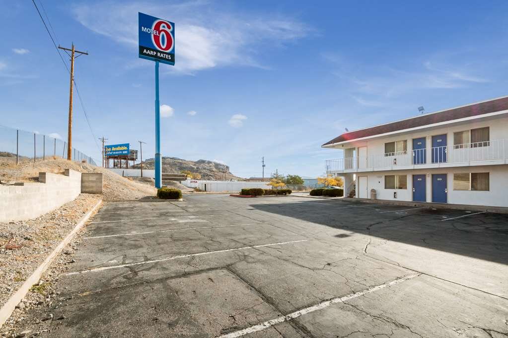 Hotel photo 2 of Motel 6 Wendover.