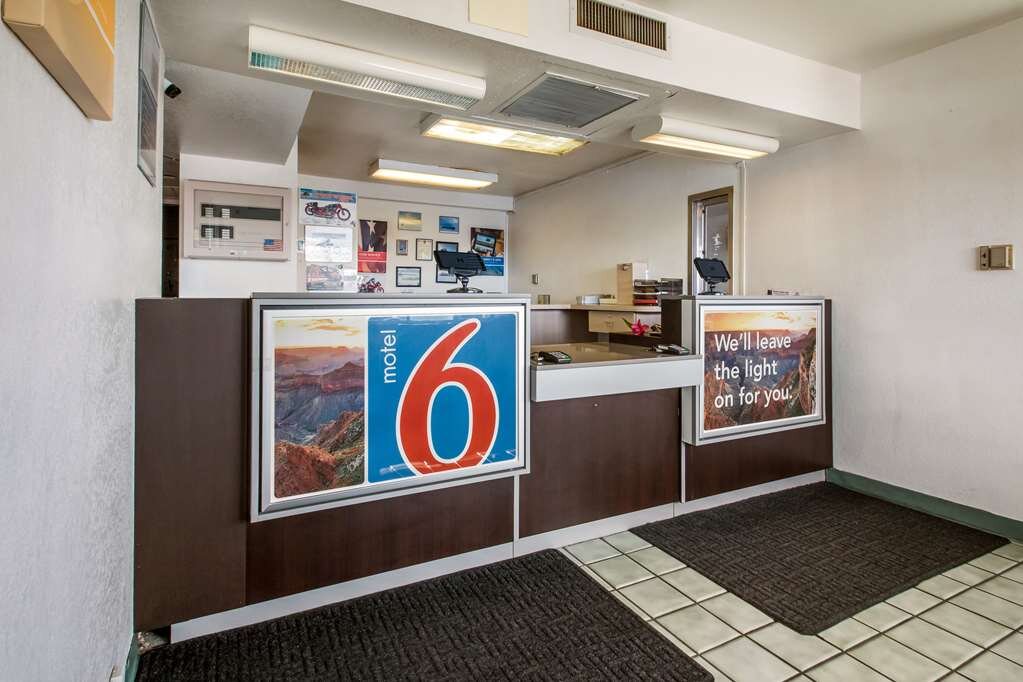 Hotel photo 13 of Motel 6 Wendover.