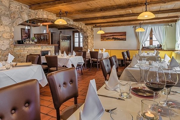 THE 10 BEST Restaurants in Lenggries (Updated March 2024)
