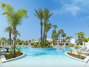 Pool und Strand