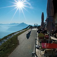 Niederhorn, Berghaus au sommet du Niederhorn