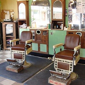 Barbershop  The Corner Barber Shop Located at 2929 N Clark Chicago IL 60657 A great place to get your hair cut and tidy up! site www.cornerbarbershopchicago.com