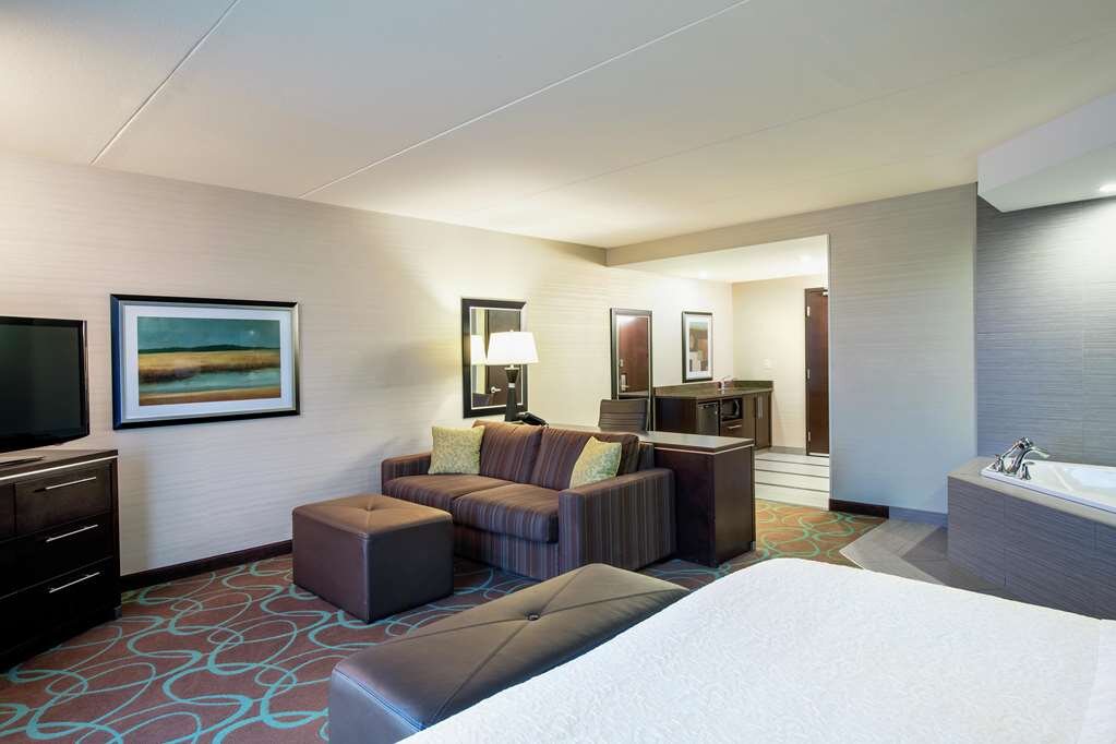 Hotel photo 9 of Hampton Inn by Hilton Winnipeg Airport/Polo Park.